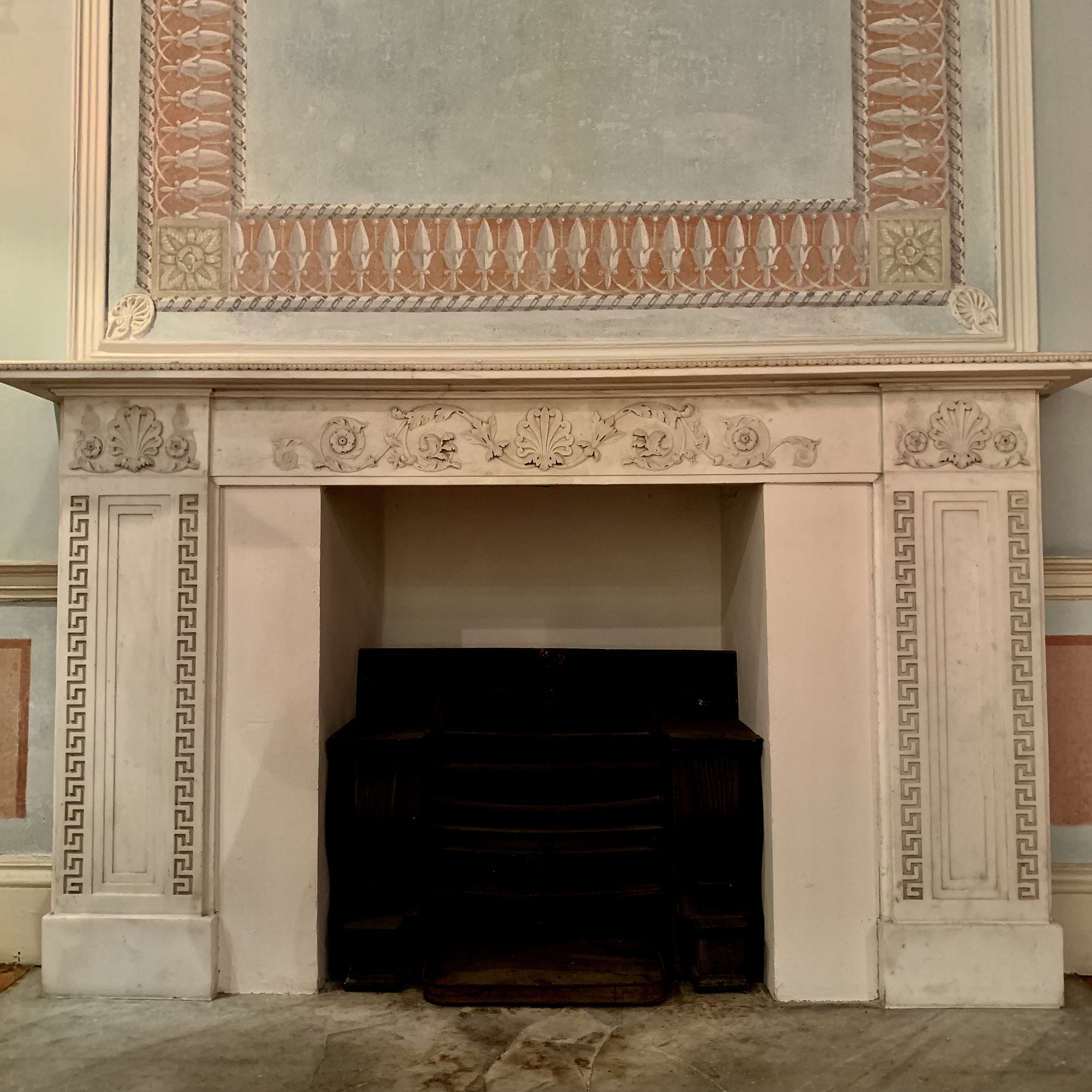 So many wonderful antique chimneypieces in the palace.